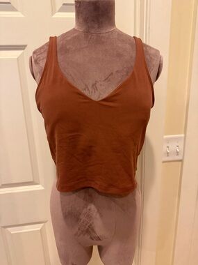 Lululemon VNeck Cropped Tank Top in Rust